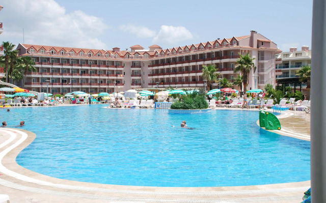 Green Nature Resort & Spa