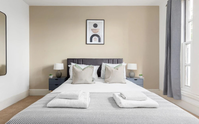 Spacious Flat in Haggerston