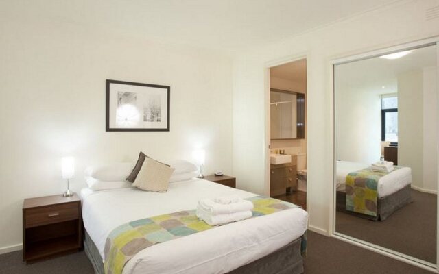 Melbourne Short Stay Apartments on Whiteman