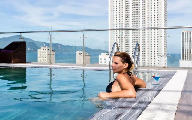 Aria Grand Hotel  Apartments