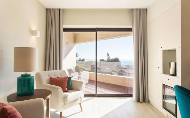 Four Points by Sheraton Sesimbra