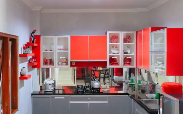 Homestay Jogja dekat Ambarukmo by Simply Homy
