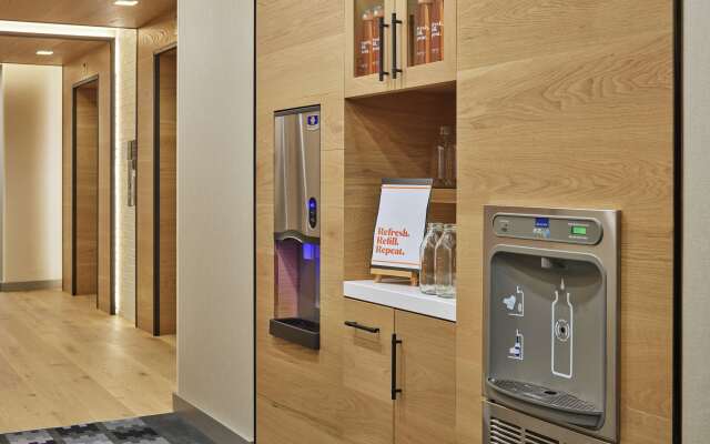 Canopy by Hilton Portland Pearl District