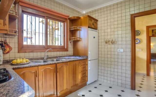 Villa - 3 Bedrooms with Pool - 106410