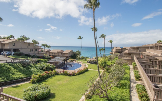 Kahana Sunset D8 2 Bedroom Condo by Redawning