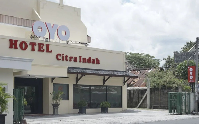 OYO 561 Hotel Citra Indah Near RS Ludira Husada Tama