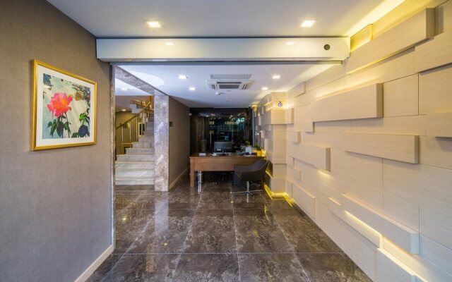 Molton Monapart Mecidiyekoy