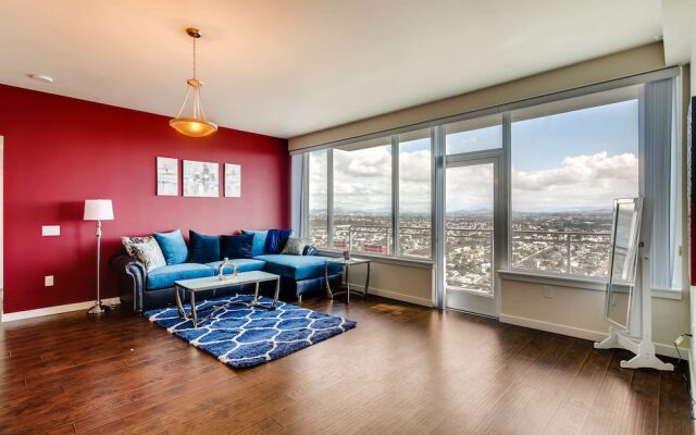 Executive Suite 2BR2BA Convention Center