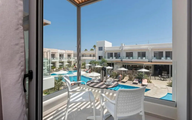 Oneiro Apartments