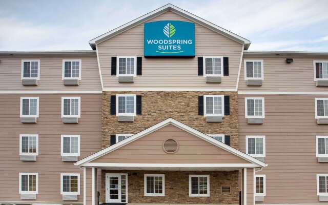 WoodSpring Suites Columbus North I-270