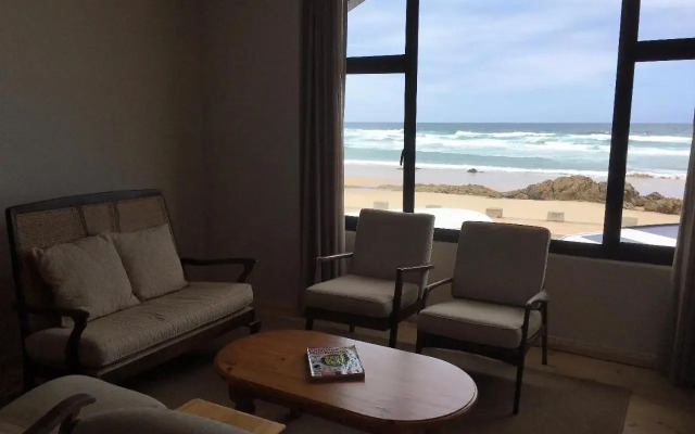 Herolds Bay Accommodation - Coo-ee 2