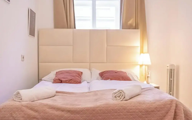 Cozy 2BR Apt With Excellent Connectivity