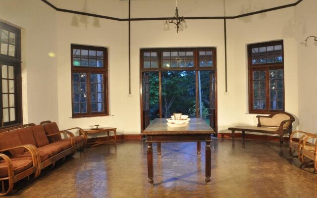 Ambanpitiya Bungalow