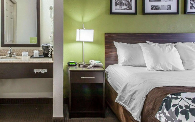 Sleep Inn & Suites Near I-90 and Ashtabula