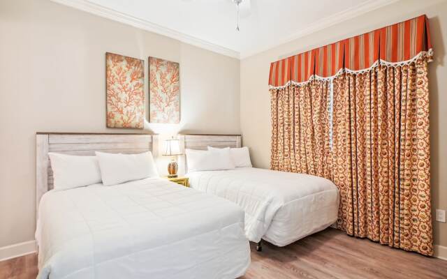 Harbor Landing 201a 3 Bedroom Condo by RedAwning