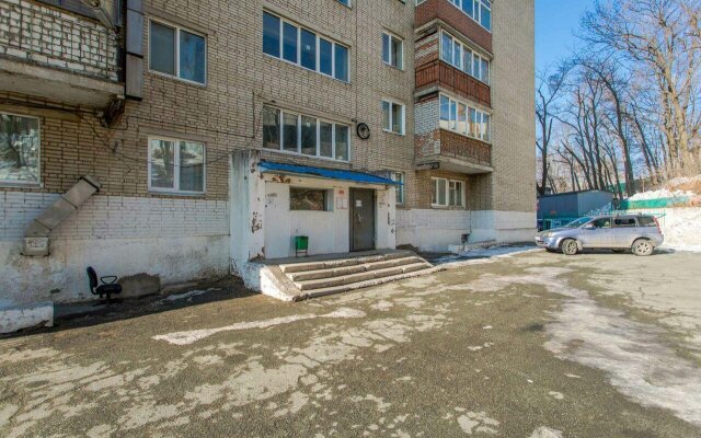 Apartments on Strelkova street 16