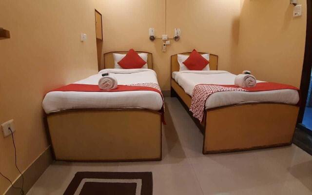 OYO 7359 Hotel Rhino