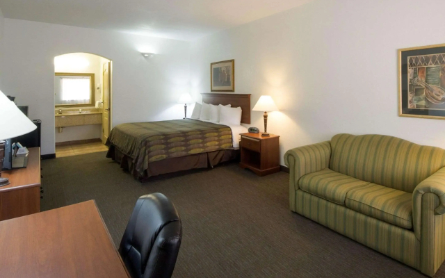 Quality Inn & Suites Rio Grande City