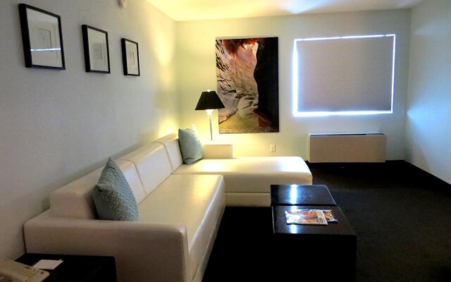 Blue Moon Resort