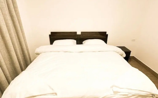 Central Apartment For Rent 30