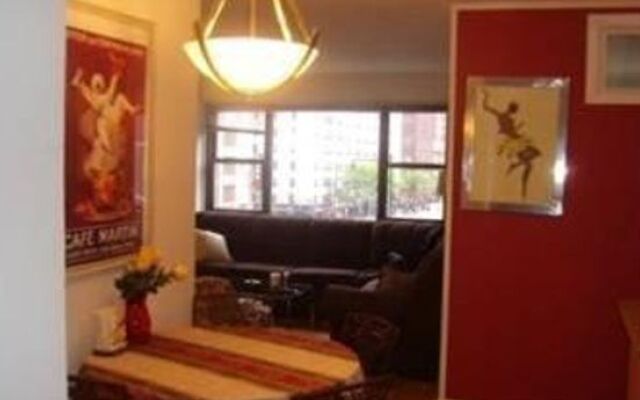 Apartamentos Midtown West 3000