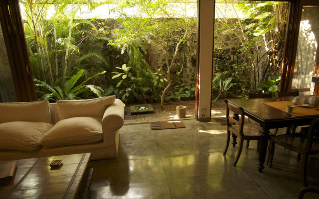 Mount Lodge Boutique Hotel