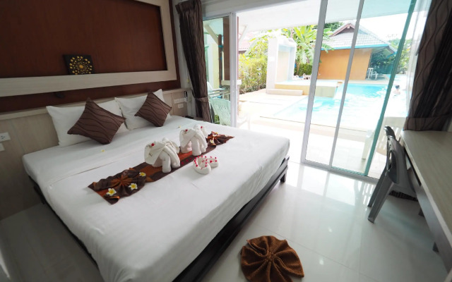 Lanta Fevrier Resort