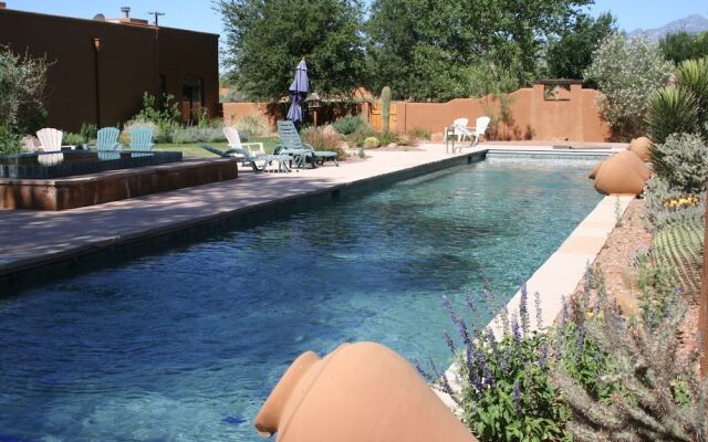 Casa de San Pedro Bed & Breakfast