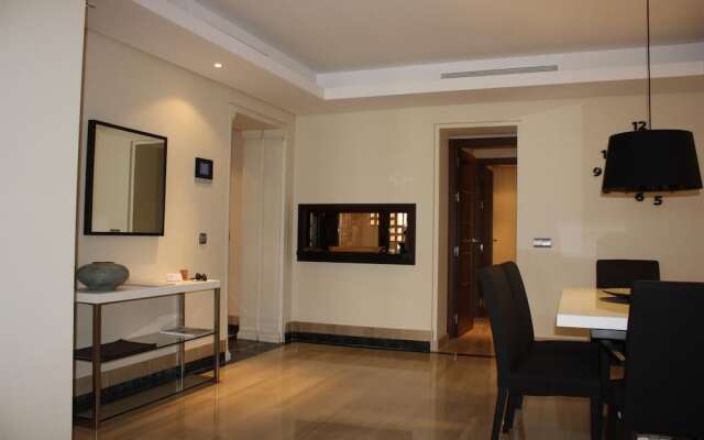2 Beds Apartment with Private Pool