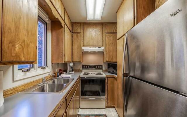 River Bend Lodge - Five Bedroom Cabin