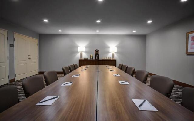 Staybridge Suites Holland by IHG