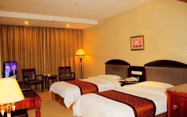 Crown Garden Hotel