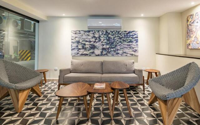 Verde Oasis Condo - Downtown - At Veranto Condos