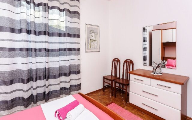 Apartments Lina