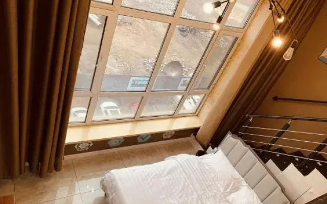Tonghua Chujian Apartment (Wanda Plaza)