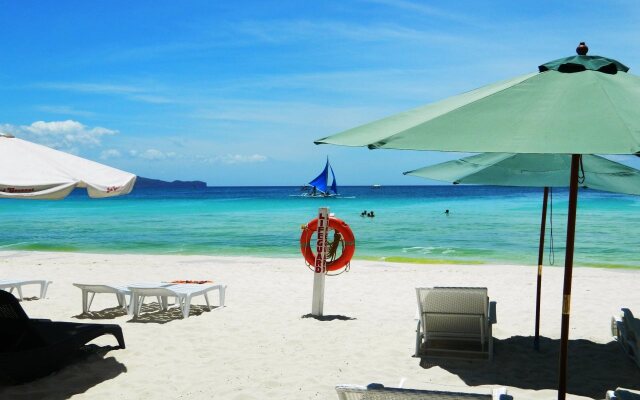 The Sun Villa Beachfront Resort & Spa