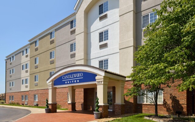Candlewood Suites Bloomington-Normal
