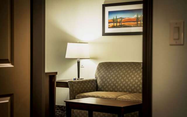 La Quinta Inn & Suites by Wyndham Las Vegas Airport South