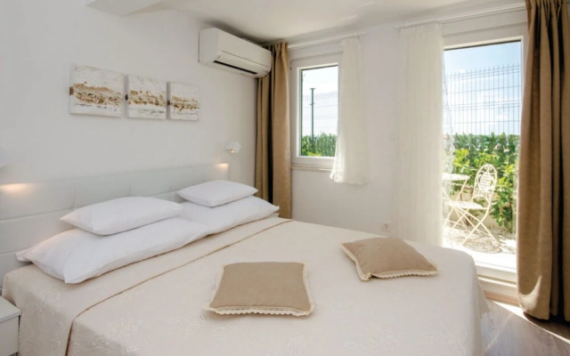 Luxury Villa Malo