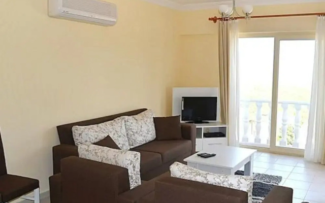 2 Bedroom Apartment Lake View 3 by Likya Global