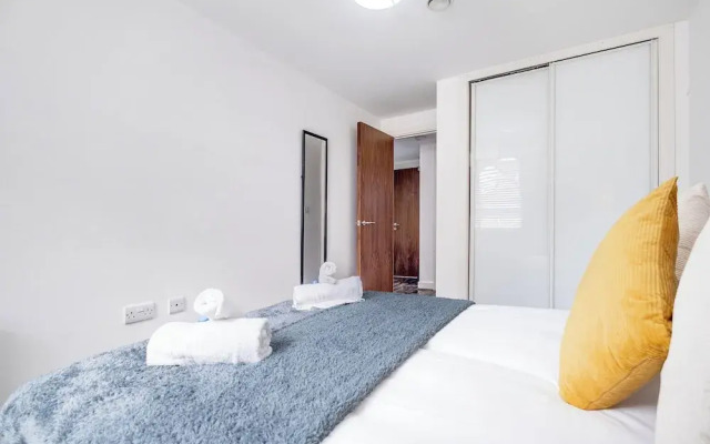 Cosy Birmingham Apartment - Madison House