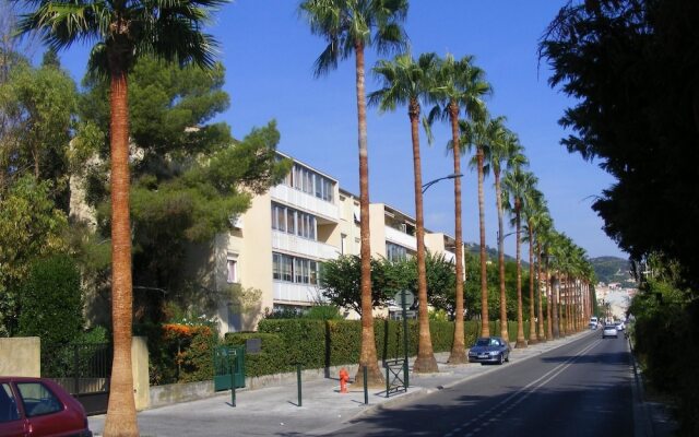 Studio in Hyères, With Wonderful City View and Wifi - 4 km From the Be