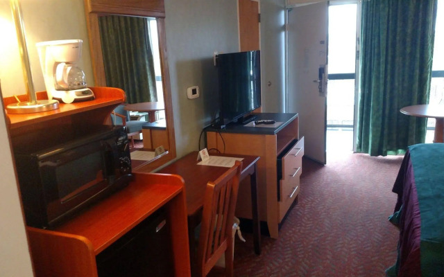 Downtown Inn and Suites
