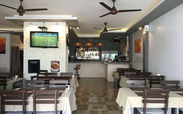 White Snapper Kitchen & Guesthouse