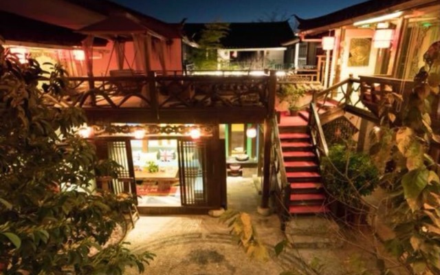 Lijiang Danchun Sunshine Inn