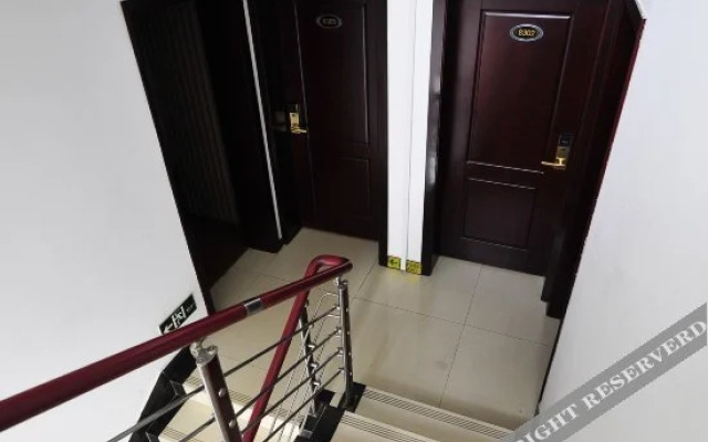Guiyang  Qixia   Business  Hotel