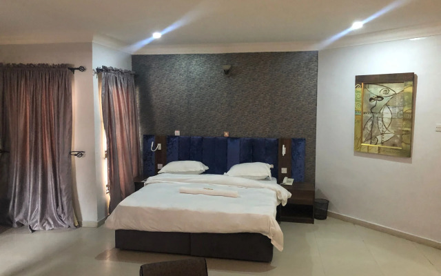 Solitude Hotel Victoria Island