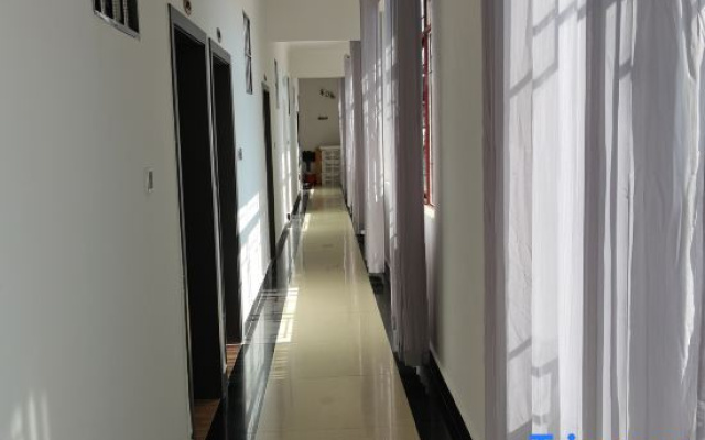 Yunxian Heyunju Hotel