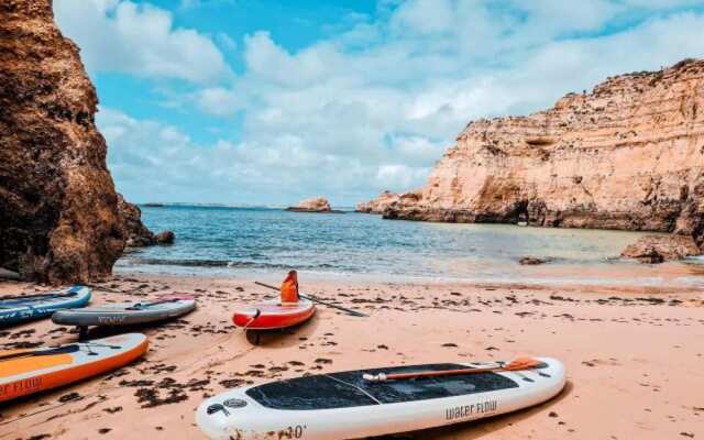 Beautiful 2-bed House in Lagoa Torrinha, Algarve