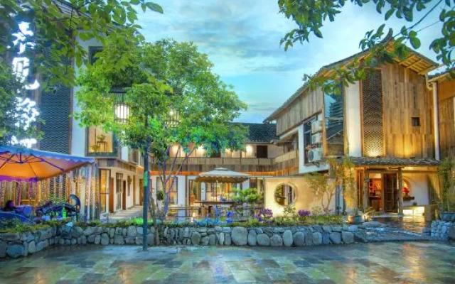 Fanjingshan weijianjingqi homestay